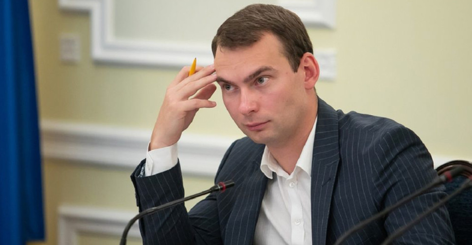 Железняк висловив свою думку щодо ситуації з державним бюджетом. 1