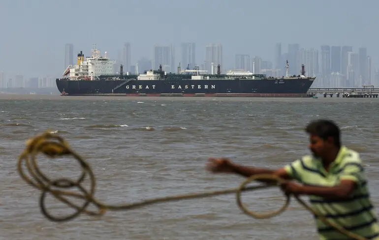 Блокування Ормузької протоки - Британія проведе саміт щодо відкриття водної артерії 1