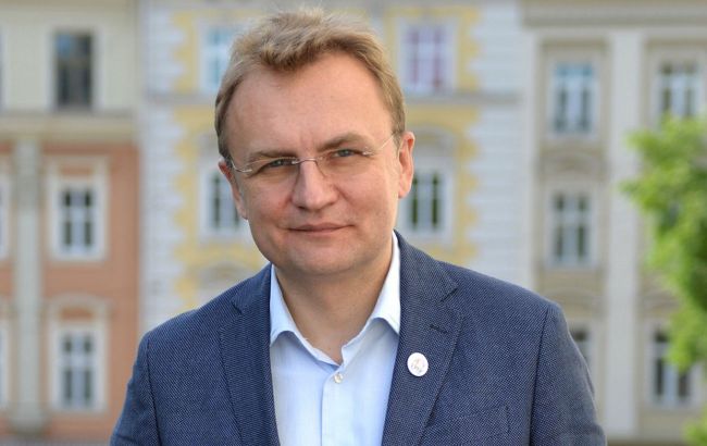 Андрія Садового облили невідомою рідиною у Львові - правоохоронці встановили особу правопорушника. 1