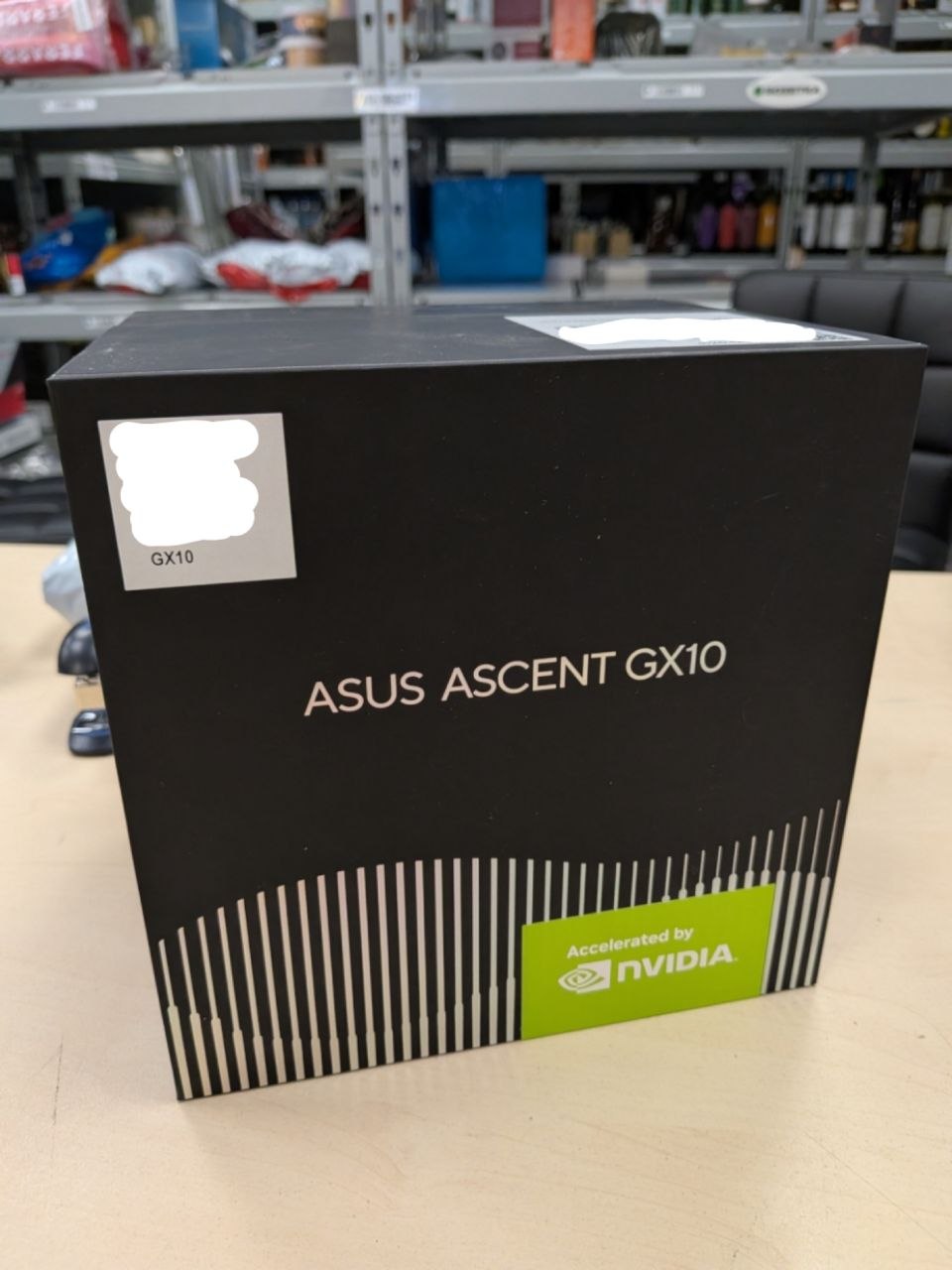 ASUS Ascent GX10 - Мар'яна Безугла придбала комп'ютер з штучним інтелектом за 4000 доларів. 2
