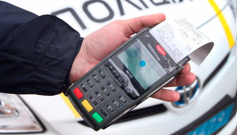Більше 160 млн грн штрафів: Податкова служба провела перевірки продавців автомобілів, пального та техніки. 1