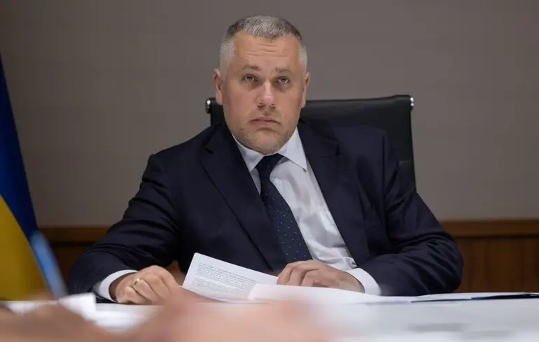 Чи дійсно існує напруга між Україною та Європейським Союзом у контексті вступу України до ЄС? 1