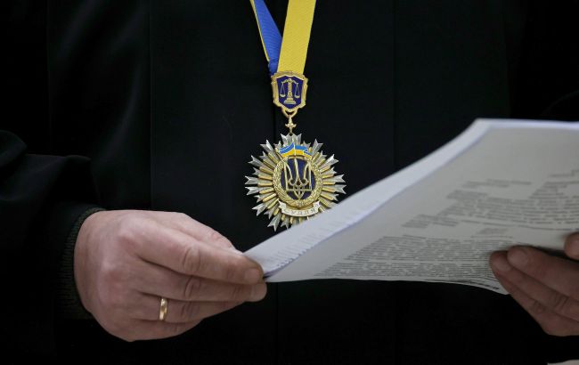 Цукерман подав позов проти Зеленського у справі Мидаса. 1