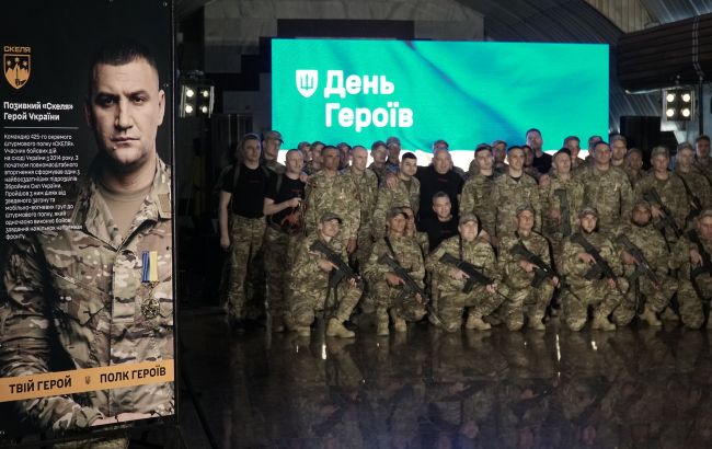 День Героїв 23 травня у Дніпрі - присяга полку "Скала", фото. 1