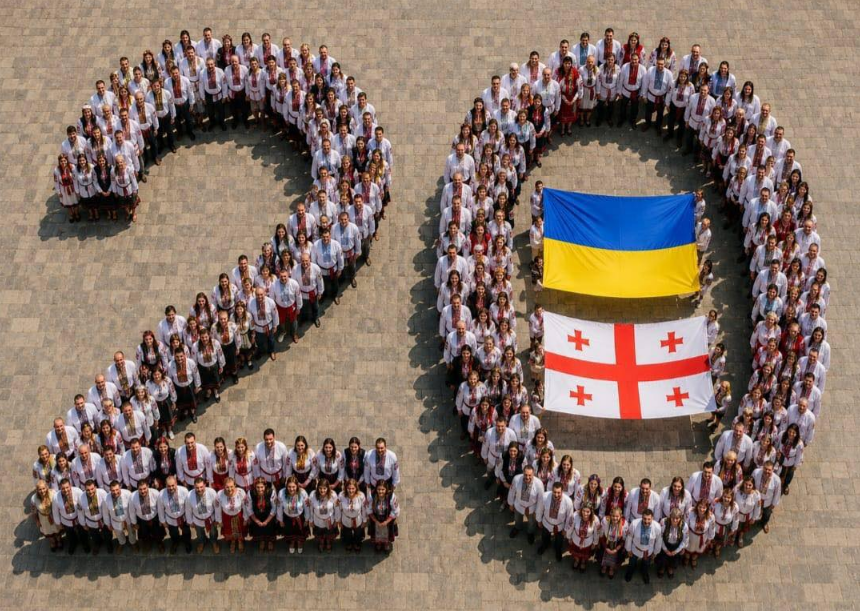 День вишиванки 2026 року в Україні та світі - коли святкуватимуть 20-річчя свята, традиції та програма заходів. 2