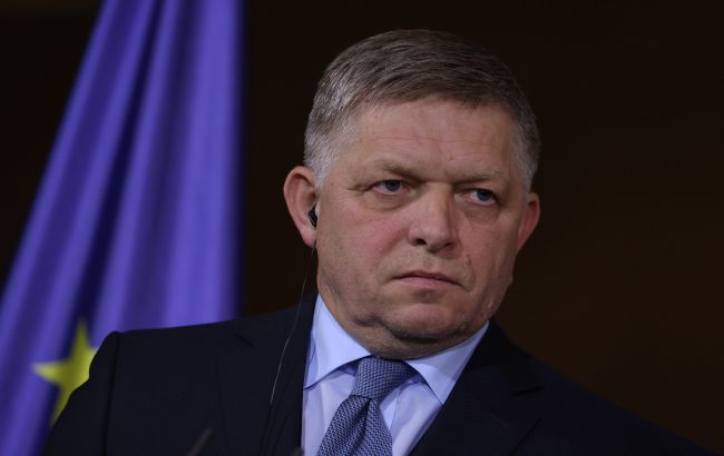 Фіцо заявив, що Зеленському слід зателефонувати Путіну, якщо він має намір вести переговори. Фіцо заявив, що Зеленському слід зателефонувати Путіну, якщо він має намір вести переговори. 1
