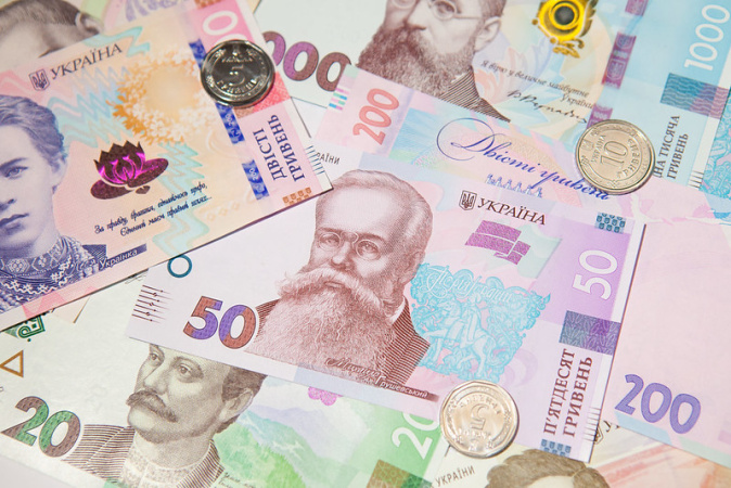 Фінансові аномалії четвертого кварталу 2025 року: торгівля зазнала втрат, тоді як фінансові компанії зафіксували рекордний прибуток. Фінансові аномалії четвертого кварталу 2025 року: торгівля зазнала втрат, тоді як фінансові компанії зафіксували рекордний прибуток. 1