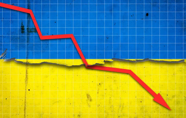 Імпорт та торговельний дисбаланс сприяють загостренню економічної ситуації в Україні, що може призвести до рецесії. 1