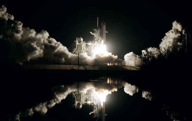 Космічні відходи SpaceX можуть утворити кратер на Місяці - що відомо. 1