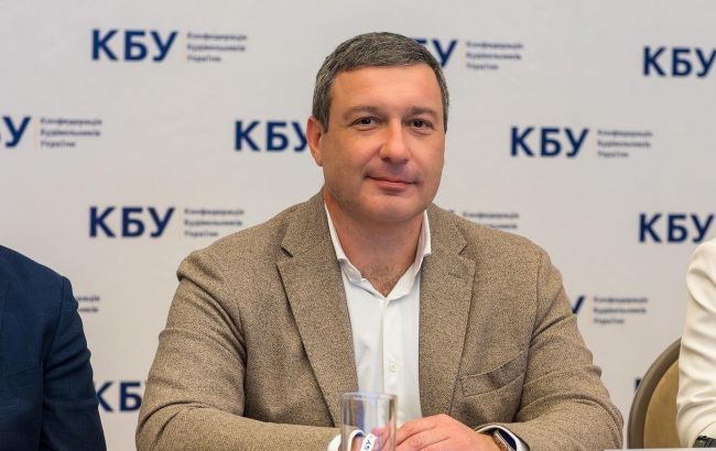 Курс долара та євро - Сергій Мамедов у бесіді з РБК-Україна розповів про баланс між валютами. 1