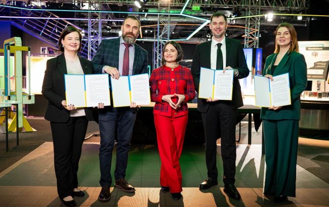 Метінвест, що належить Рінату Ахметову, виступив на підтримку ініціативи щодо створення сучасних STEM-просторів. Яка інформація відома з цього приводу? 1