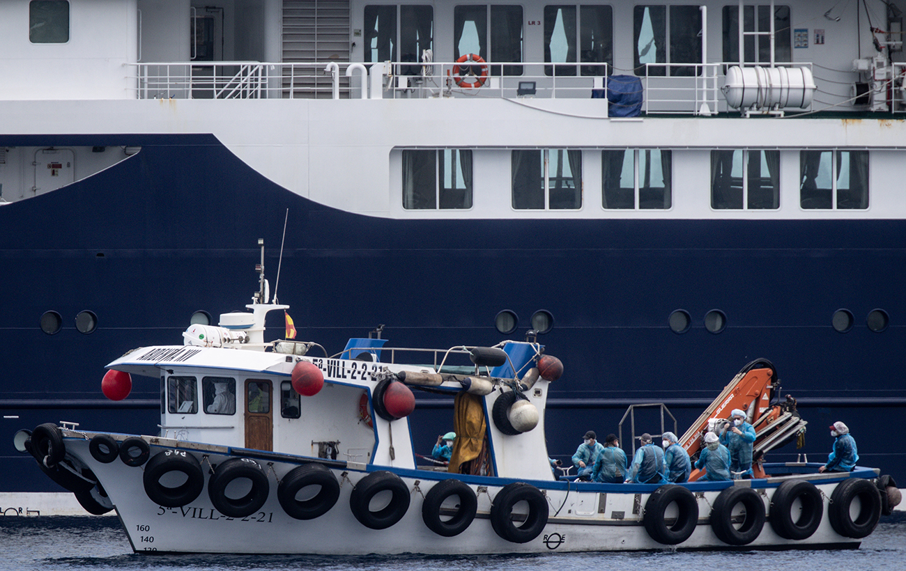 На борту лайнера MV Hondius зафіксовано спалах хантавірусу. Яка інформація відома про цю ситуацію, чи загрожує вона пандемією, а також яка доля українців, що перебувають на судні? На борту лайнера MV Hondius зафіксовано спалах хантавірусу. Яка інформація відома про цю ситуацію, чи загрожує вона пандемією, а також яка доля українців, що перебувають на судні? 4