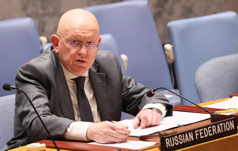 На засіданні Ради Безпеки ООН Російська Федерація висловила скаргу на те, що Сполучені Штати Америки не надали візу заступнику міністра закордонних справ Сергію Лаврову. 1