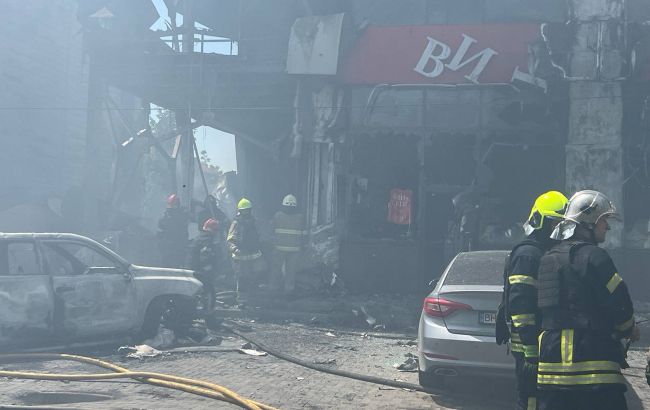 «Нова пошта» втратила відділення в Одеській області внаслідок атаки дрона. Яка ситуація з посилками, фото. 1