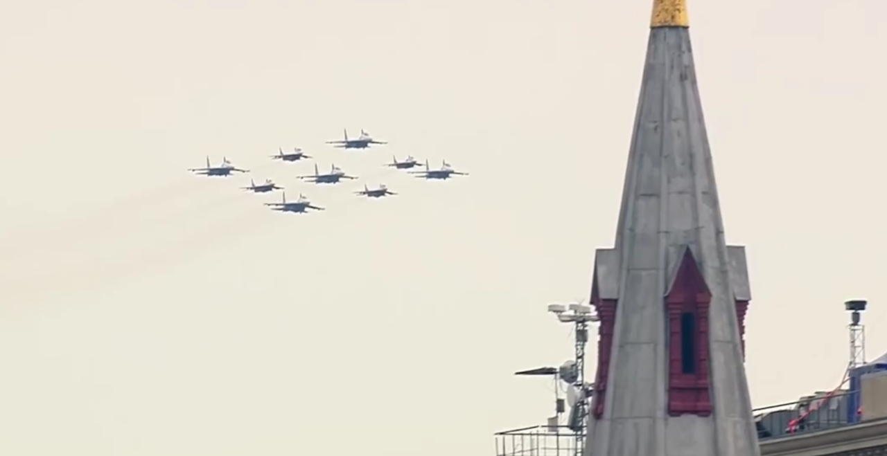 Парад до 9 травня у Москві - як пройшов цьогоріч - фото Парад до 9 травня у Москві - як пройшов цьогоріч - фото 15