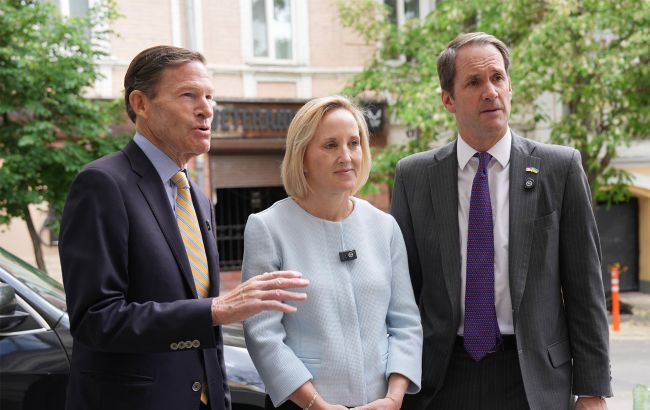 Посольство США в Києві офіційно спростувало інформацію про евакуацію, що мала відбутися 28 травня. 1