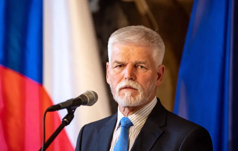 Президент Чехії запропонував ряд асиметричних заходів та санкцій у відповідь на провокації Російської Федерації проти НАТО. 1
