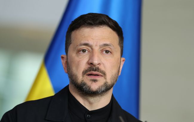 Президент України Володимир Зеленський подав до Верховної Ради законопроект про ратифікацію угоди з Європейським Союзом щодо кредиту в розмірі 90 мільярдів євро. 1