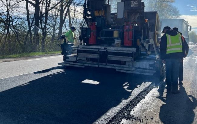 Ремонт міжнародних автошляхів в Україні було завершено достроково 1 травня. Ремонт міжнародних автошляхів в Україні було завершено достроково 1 травня. 1