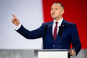 Режим Путіна - влада, що втрачає свою магію через використання дронів та зниження популярності. 3