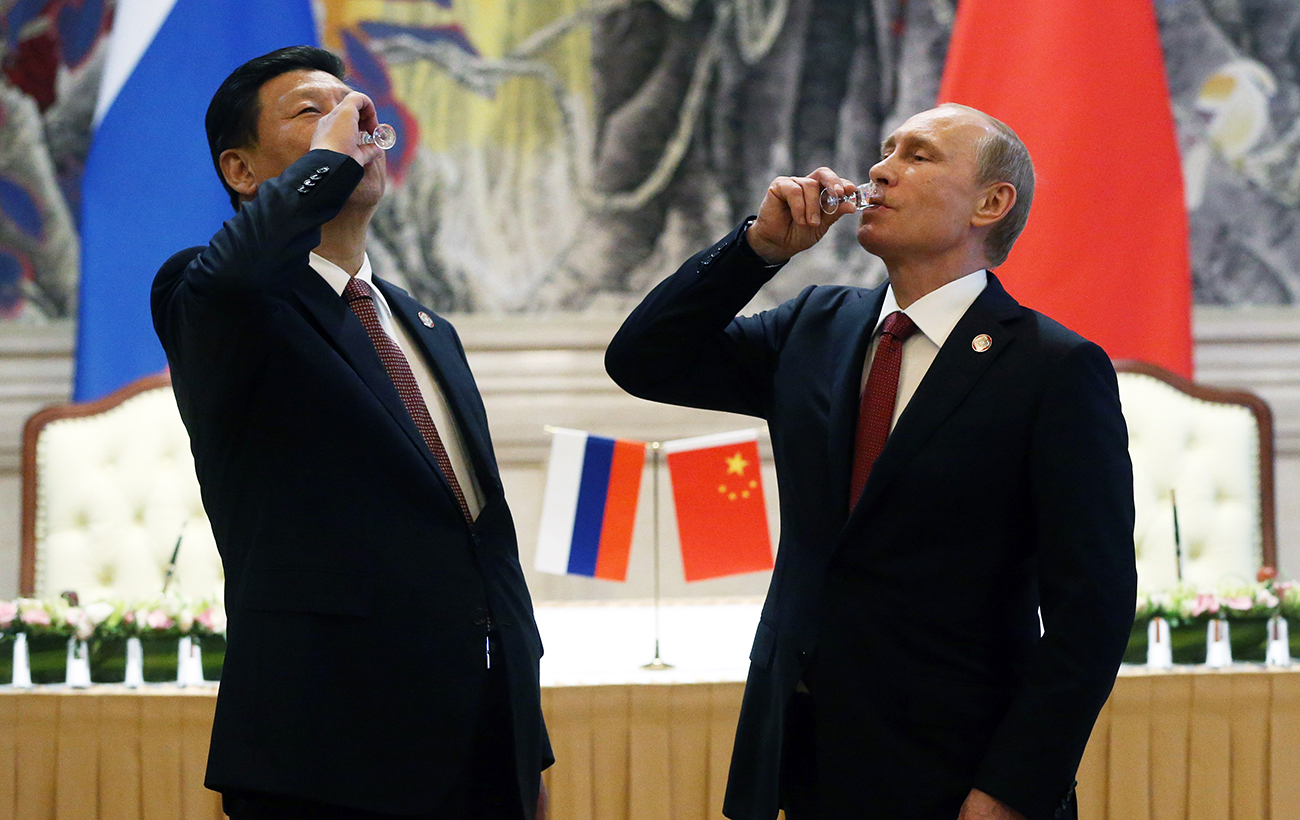 Сі Цзіньпін і Володимир Путін зустрілися 20 травня – які фактори сприяють дружбі між Китаєм і Росією та що їх об'єднує. 2
