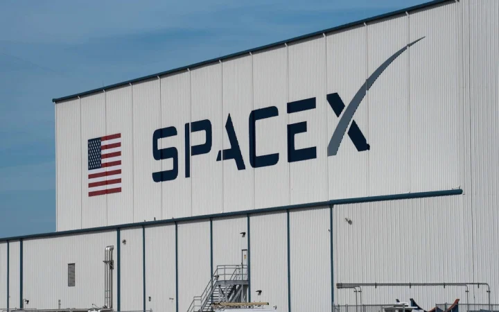 SpaceX оприлюднила деталі напередодні найбільшого первинного розміщення акцій в історії. 1