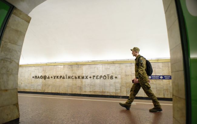Станція метро Площа Українських Героїв може змінити свою назву - подробиці петиції. 1