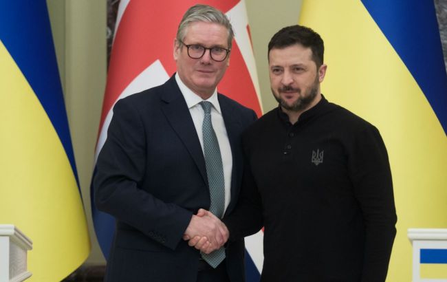 Стармер має намір приєднатися до кредиту від Європейського Союзу на суму 90 мільярдів для України. Стармер має намір приєднатися до кредиту від Європейського Союзу на суму 90 мільярдів для України. 1