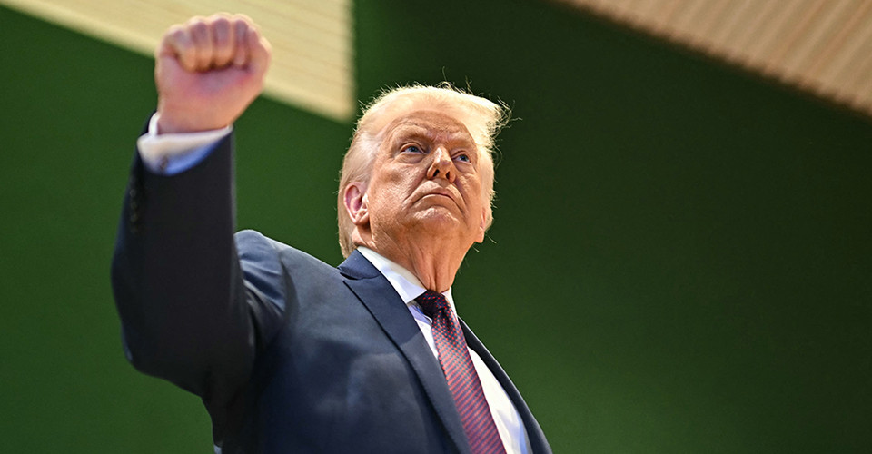 Дипломат Аслунд заявив, що Трамп є найкорумпованішим президентом в історії Сполучених Штатів. 1