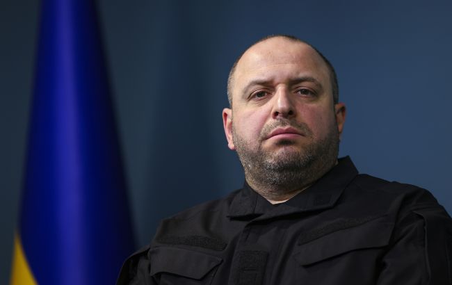 Умеров має статус свідка у справі щодо закупівлі зброї, повідомив керівник Спеціалізованої антикорупційної прокуратури. 1