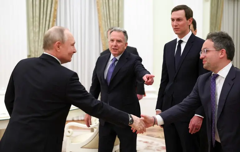 Візит представників Трампа до Москви – у Кремлі заговорили про нові переговори Візит представників Трампа до Москви – у Кремлі заговорили про нові переговори 1