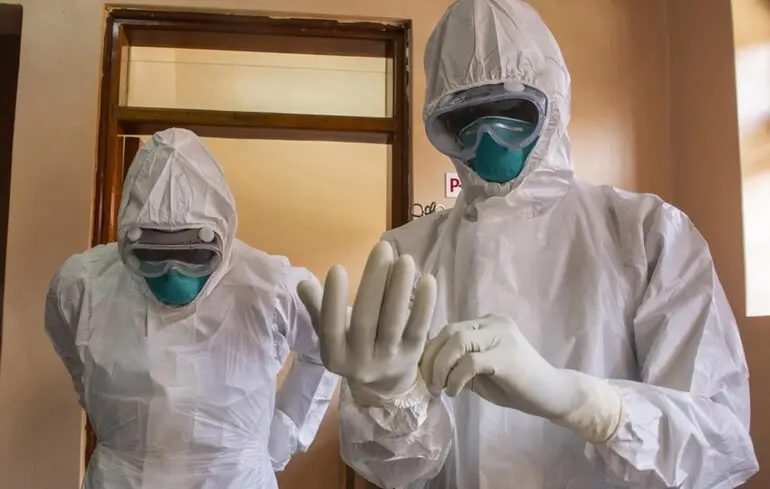ВООЗ оголосила про міжнародну загрозу, пов'язану з епідемією Еболи в Центральній Африці. 1