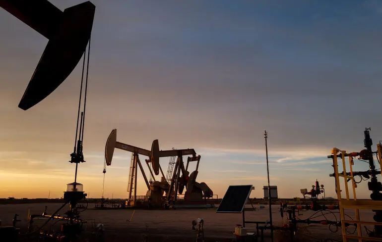 Європейський Союз планує заморозити прайскепи на нафту з Росії в рамках санкційних заходів. 1