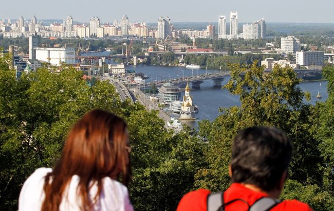 Заробітні плати в Україні підвищилися навесні 2026 року - в яких регіонах та кому виплачують найбільші суми. 1