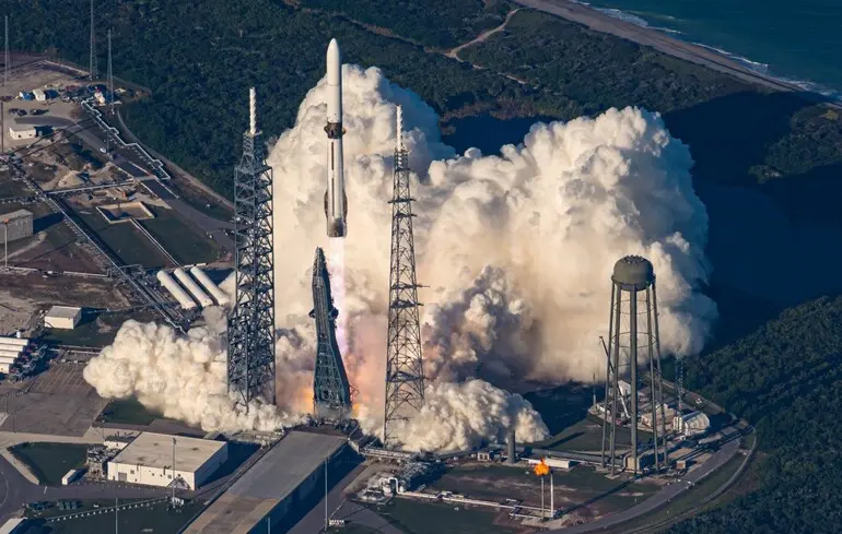 Blue Origin планує відновити запуски ракети New Glenn після інциденту з вибухом. NASA висловило підтримку цій програмі. 1