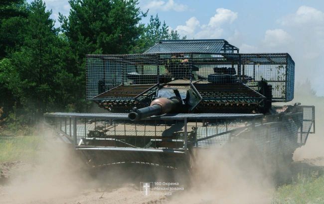 Люцифер на платформі Abrams: як ЗСУ вирішили питання FPV-загроз. 1