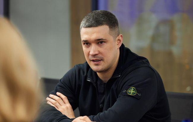 Міністр оборони відповів на питання щодо можливого конфлікту між Федоровим та Сырським. 1