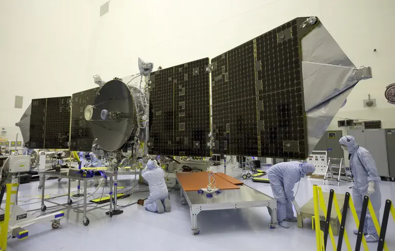 NASA завершує місію марсіанського зонда MAVEN, який протягом більше 11 років вивчав атмосферу Червоної планети. 1