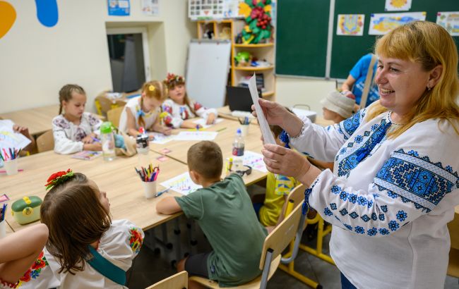 Перший клас у Києві: як подати заявку та чи вистачить місць для всіх, дані КГГА. 1