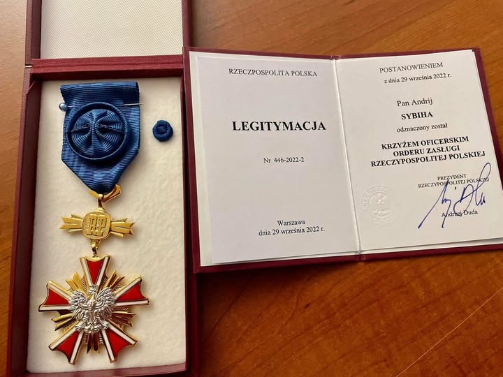 Сибига поверне орден Польщі через ухвалене рішення щодо Зеленського. 2