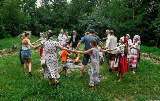 Свято Івана Купала тепер не відзначається в липні. Яка дата святкування у 2026 році відповідно до календаря Православної церкви України? 1