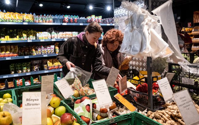 В Україні спостерігається подальше підвищення цін на продукти харчування. Які чинники цьому сприяють? 1