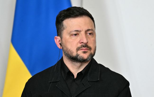 Зеленський спростував зв'язок України з атакою на автобус з дітьми в Брянській області. 1