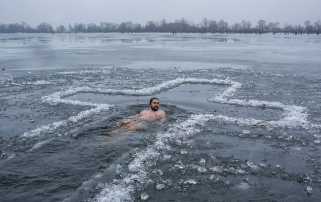 Водохреще 2025 у Хмельницькому будуть святкувати 6 січня - коли освятять воду, де місця для купання 1